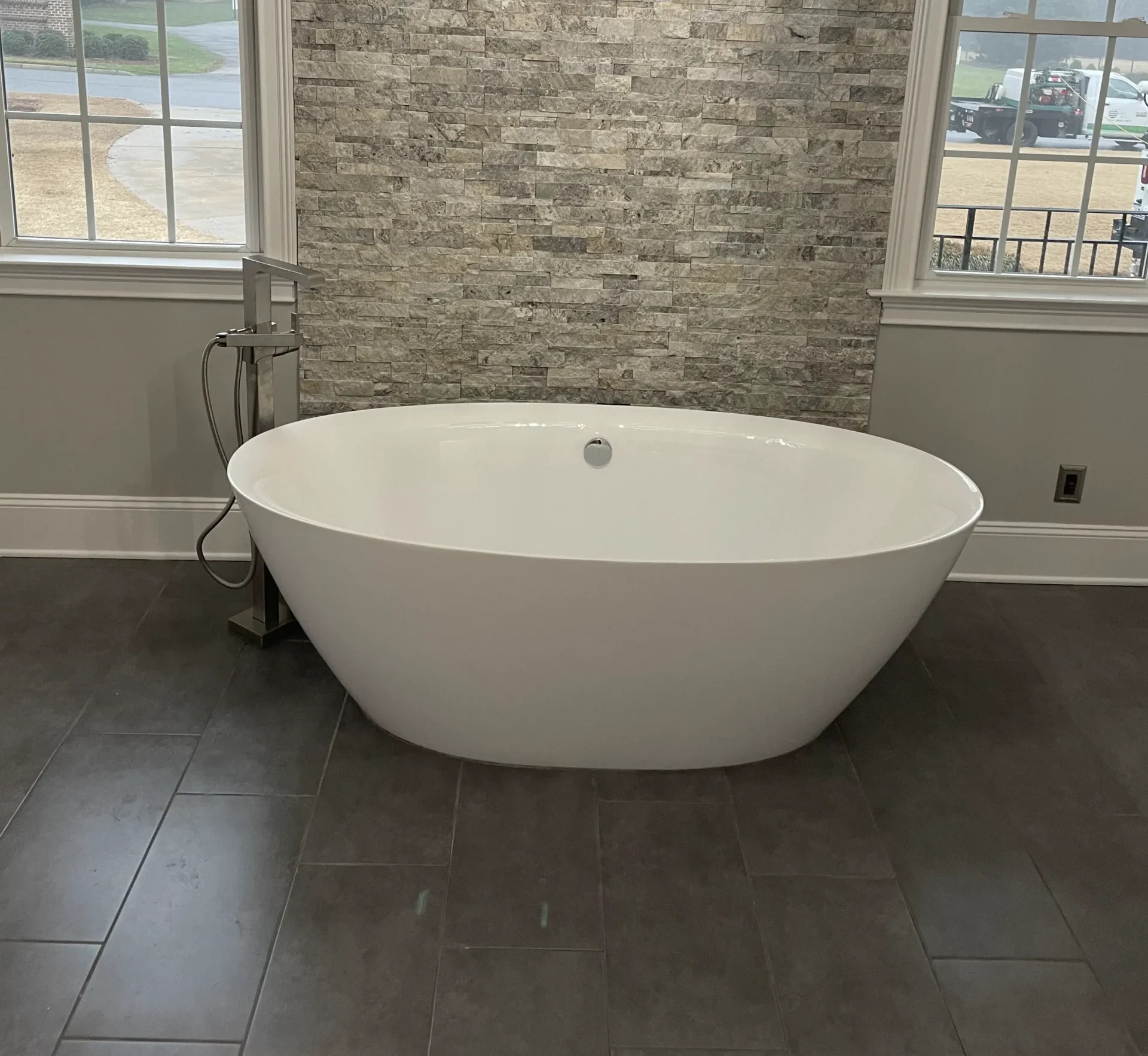 elegant style bath tub